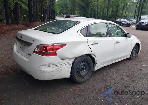 2013 Nissan Altima 2.5 S from USA, damaged, VIN 1N4AL3AP1DC167065